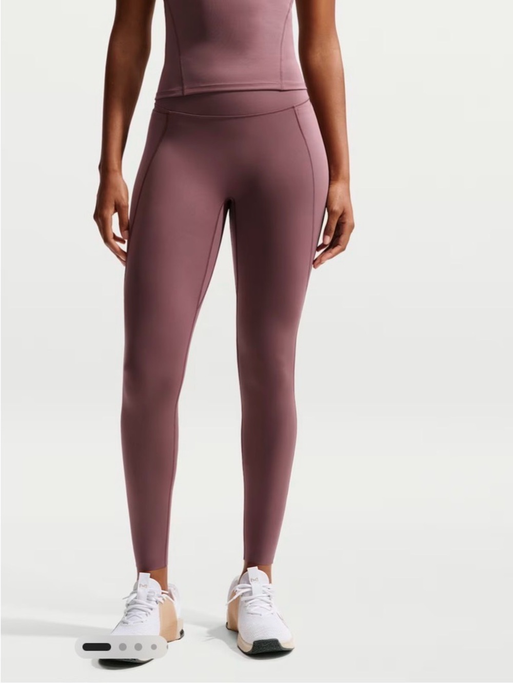 NWT! Nike Universa
Women's High-Waisted Full-Length Leggings